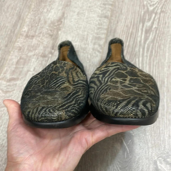 NWOT Aerosoles Army Leather Animal Print Slip On Flats 7.5M - Picture 15 of 15